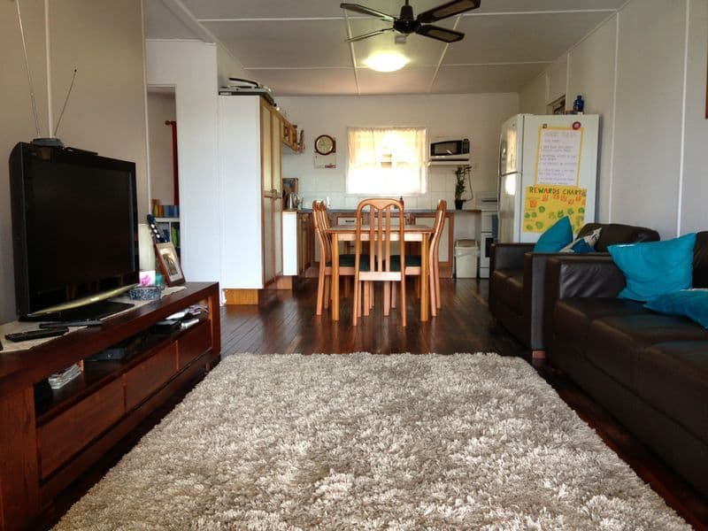 11 Peter Street, STRATHPINE QLD 4500, Strathpine - Thumbnail 2