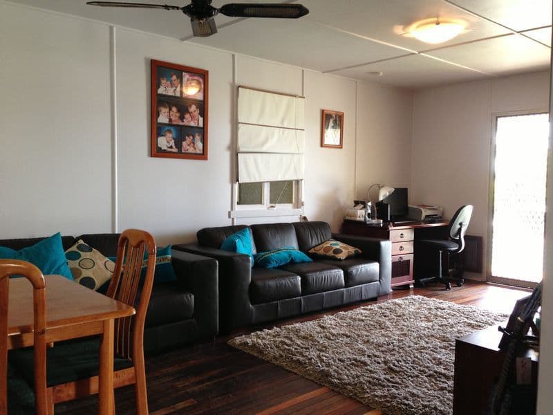 11 Peter Street, STRATHPINE QLD 4500, Strathpine - Thumbnail 3