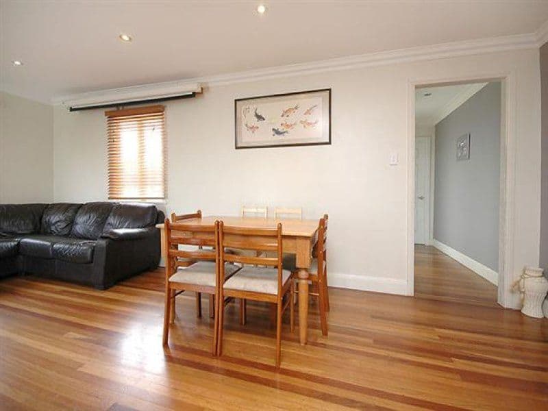 20 Iris Street, HOLLAND PARK WEST QLD 4121, Holland Park West - Thumbnail 7