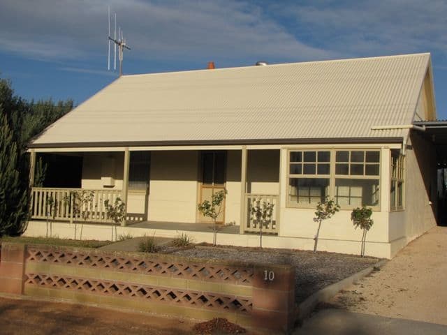 10 Fourth Street, LOXTON SA 5333, Loxton - Image 1