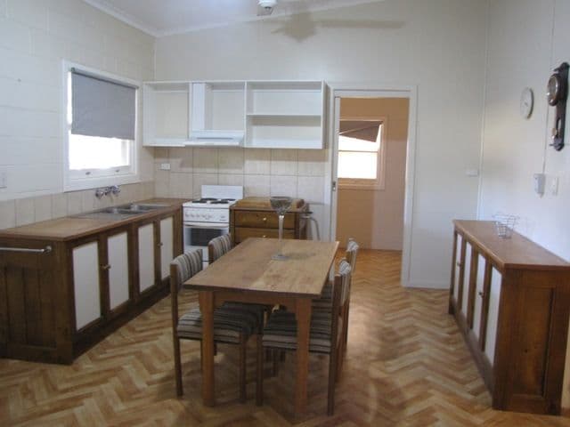 10 Fourth Street, LOXTON SA 5333, Loxton - Thumbnail 7