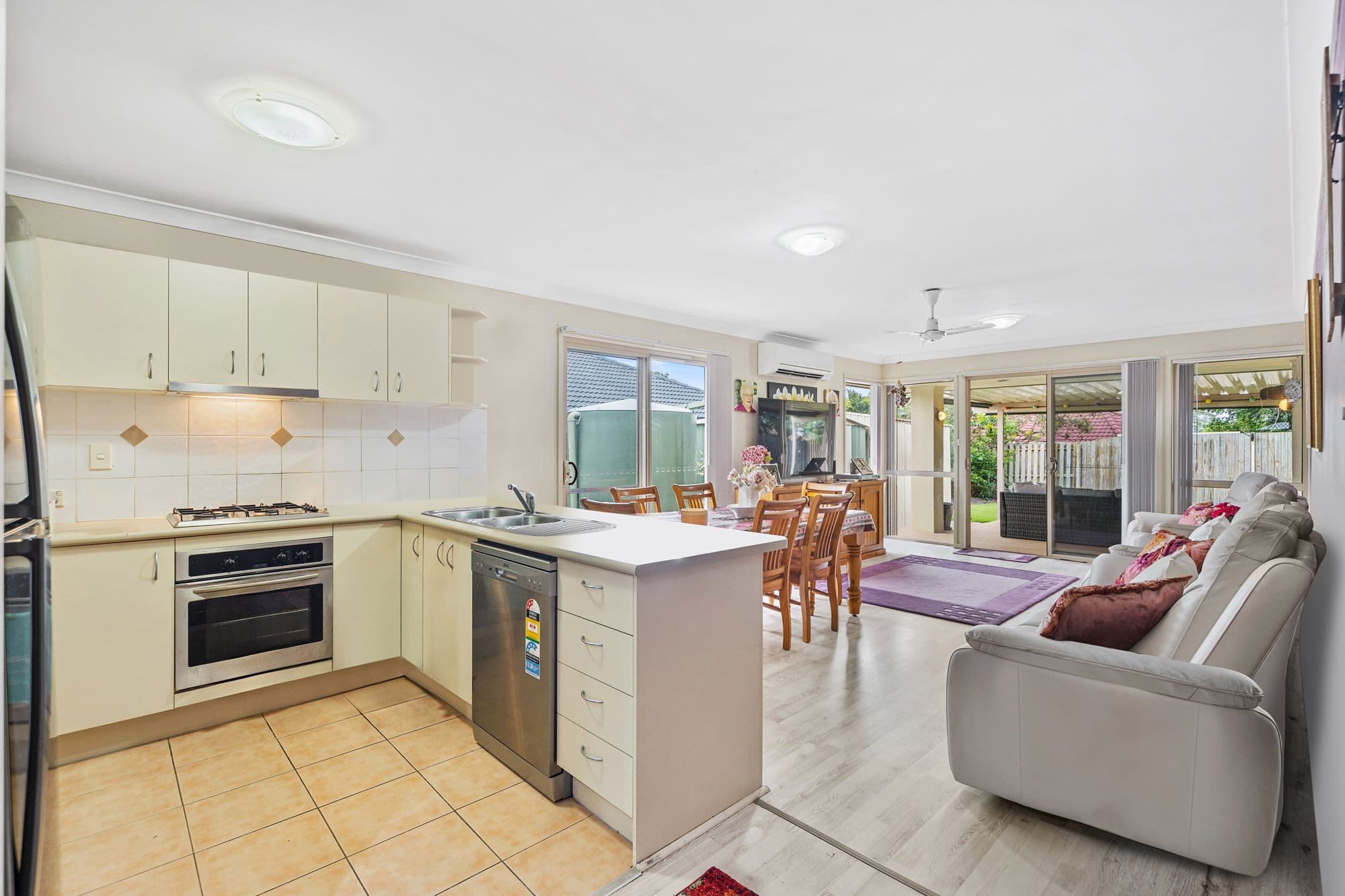 14 Townley Drive, North Lakes QLD 4509, North Lakes - Thumbnail 7