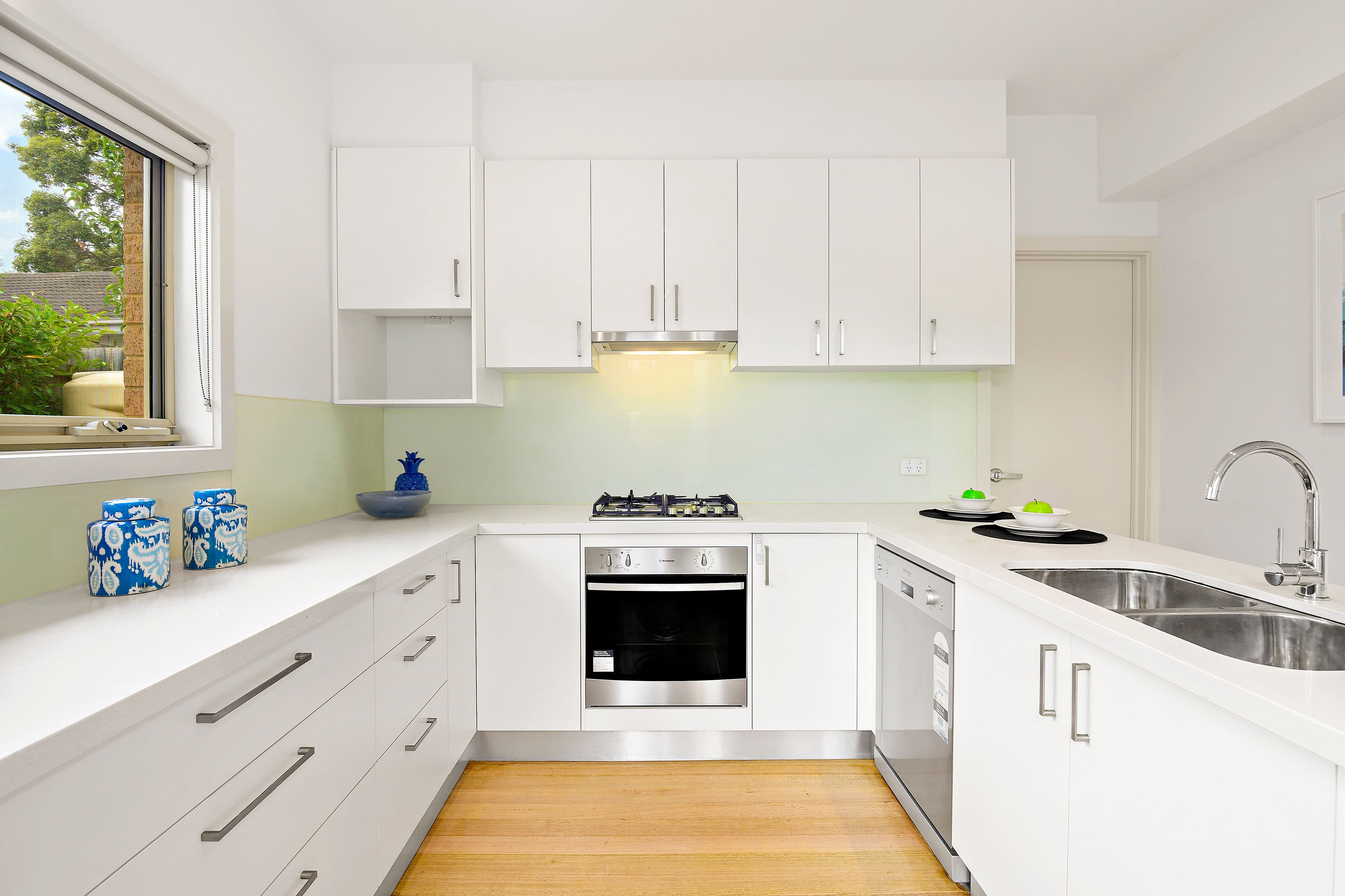 28 Devon Grove, Oakleigh VIC 3166, Oakleigh - Thumbnail 4