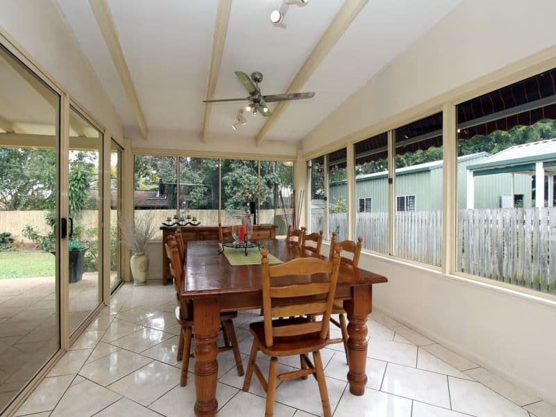 19 Petrina Street, EIGHT MILE PLAINS QLD 4113, Eight Mile Plains - Thumbnail 2