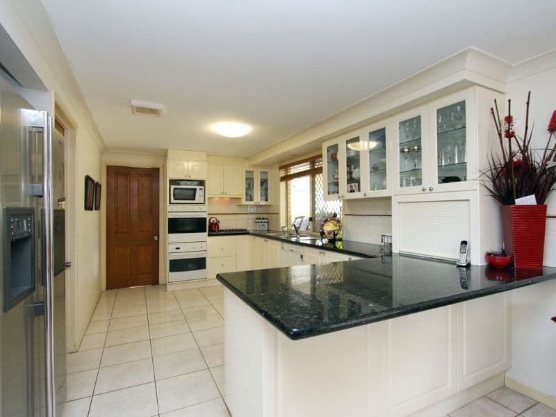 19 Petrina Street, EIGHT MILE PLAINS QLD 4113, Eight Mile Plains - Thumbnail 3