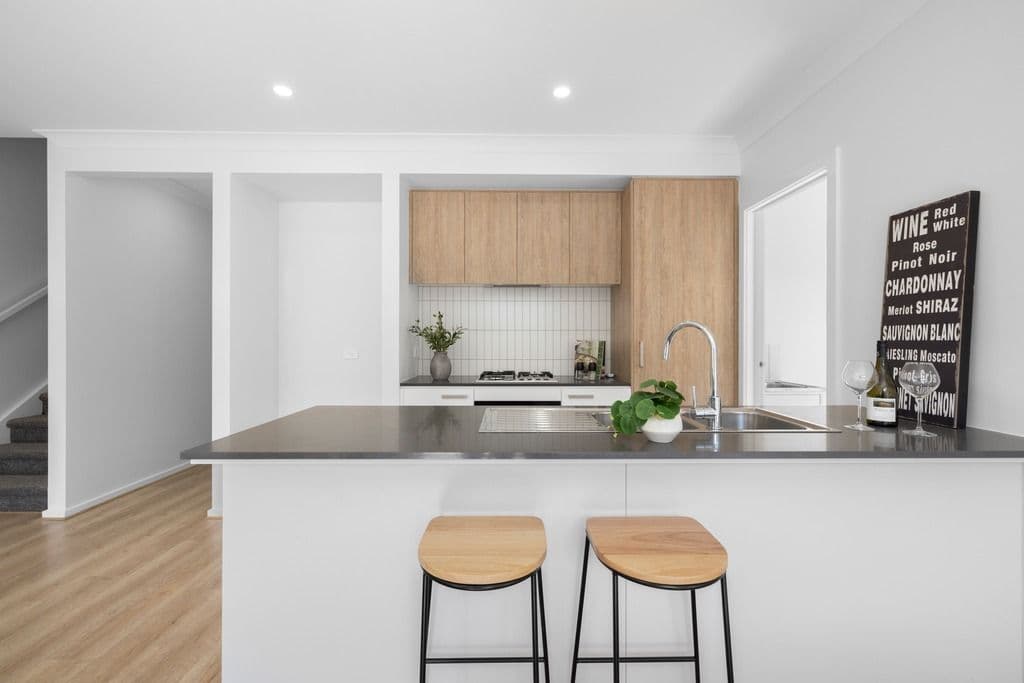 21 Earlwood Way, Wyndham Vale VIC 3024, Wyndham Vale - Thumbnail 5