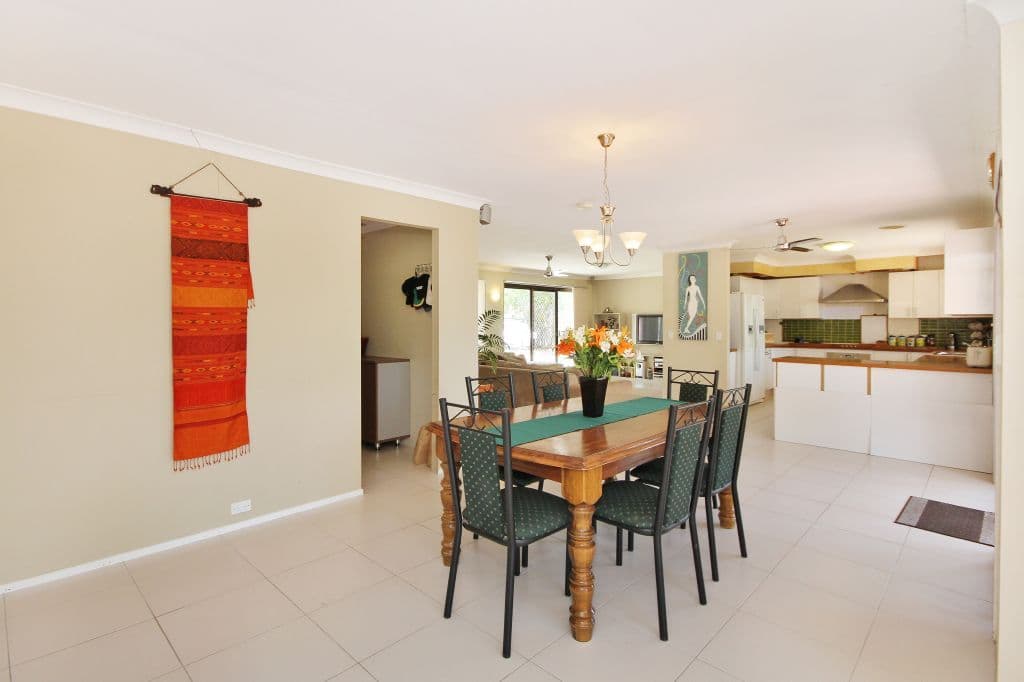 15 Narrabundah Street, MUDGEERABA QLD 4213, Mudgeeraba - Thumbnail 7