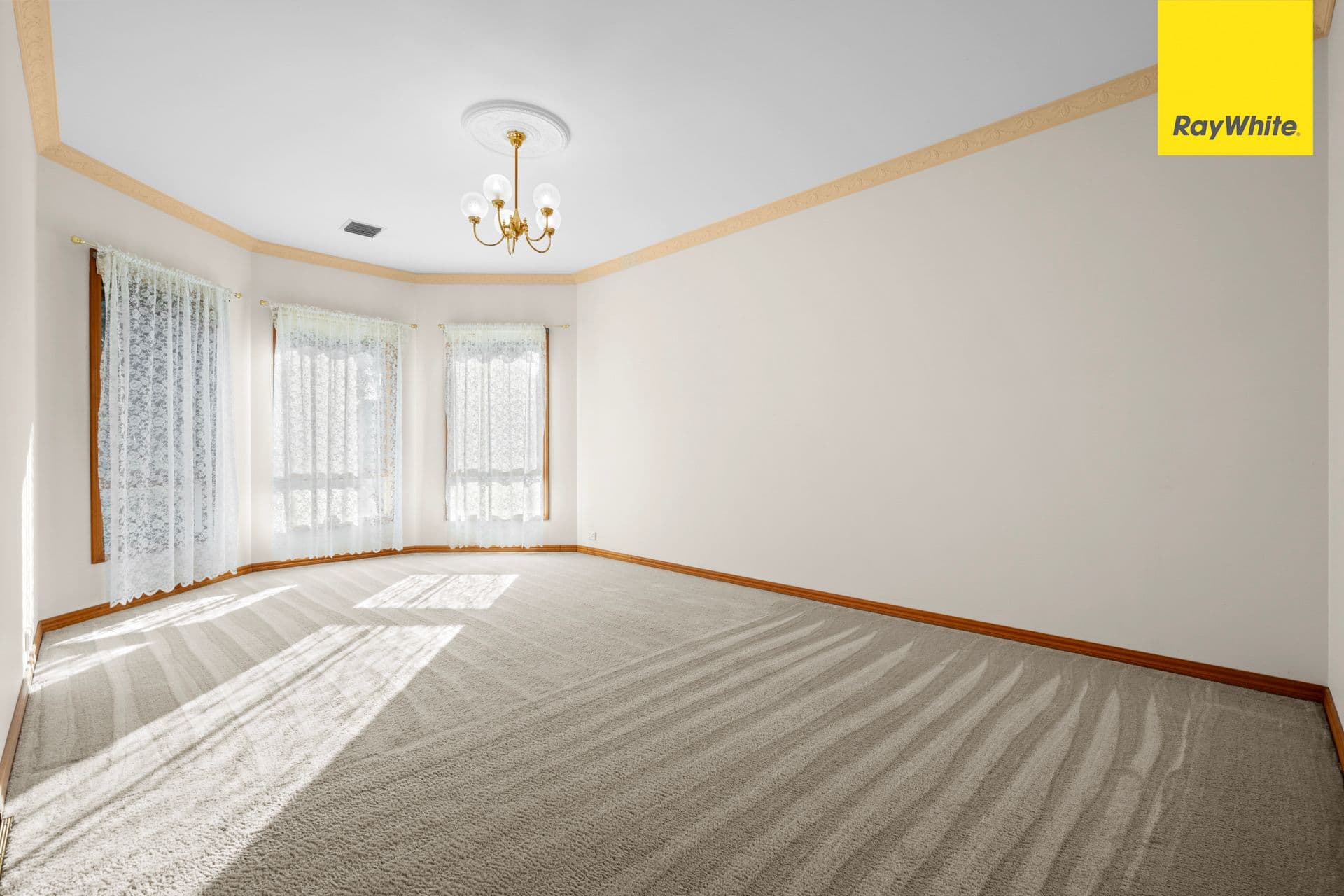 9 Munro Court, Bacchus Marsh VIC 3340, Bacchus Marsh - Thumbnail 2