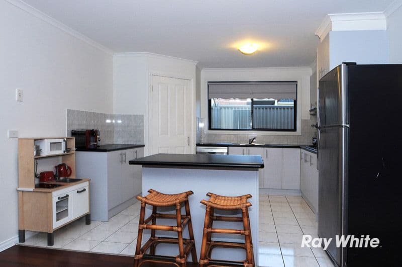 15 Jaye Place, CRANBOURNE VIC 3977, Cranbourne West - Thumbnail 6