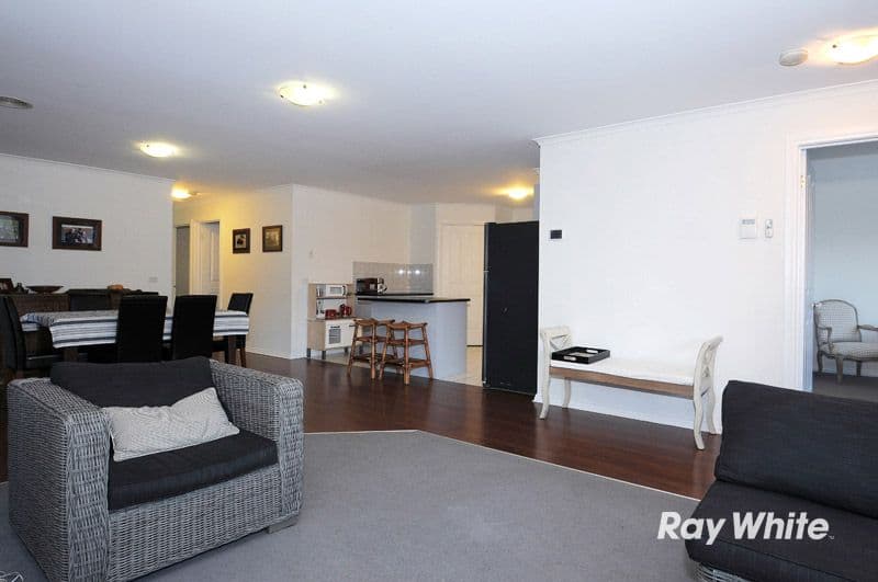 15 Jaye Place, CRANBOURNE VIC 3977, Cranbourne West - Thumbnail 8