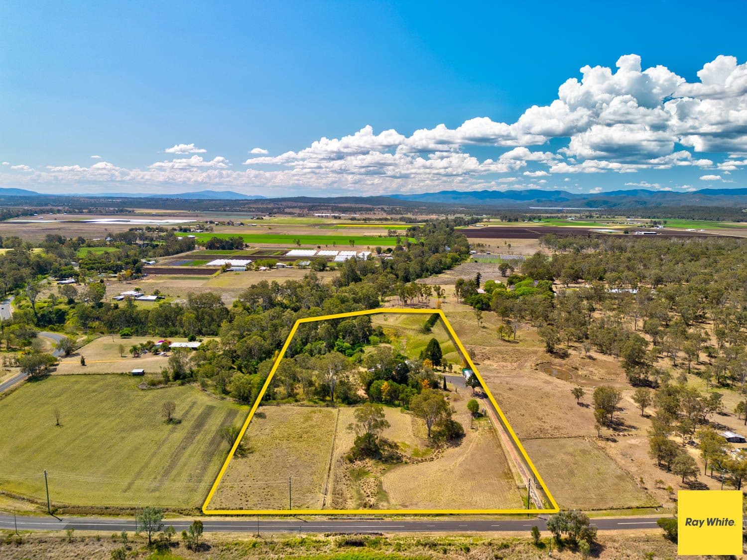 130 Clarendon Road, Lowood QLD 4311, Lowood - Thumbnail 2