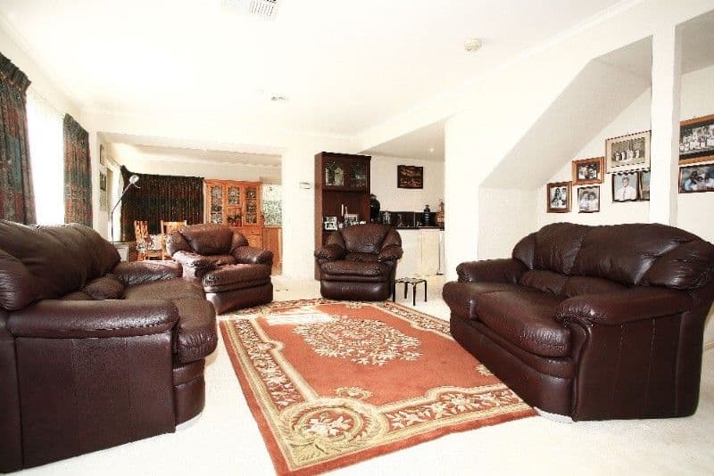 12 Liberty Avenue, ROWVILLE VIC 3178, Rowville - Thumbnail 4