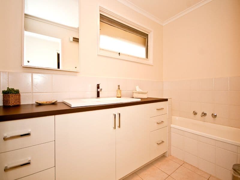 29 Boardman Close, BOX HILL SOUTH VIC 3128, Box Hill South - Thumbnail 4