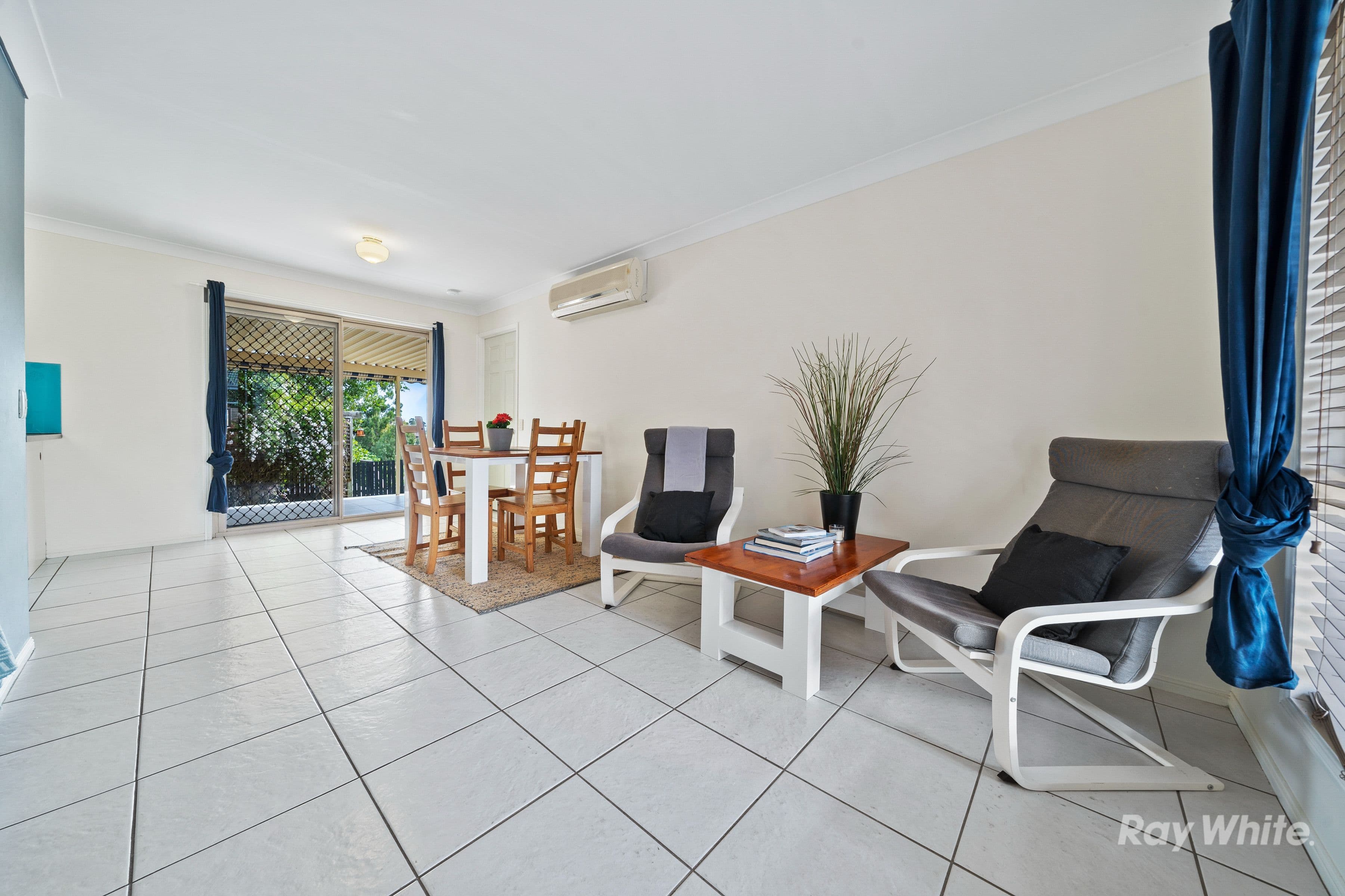 45 Wantana Crescent, Edens Landing QLD 4207, Edens Landing - Thumbnail 4