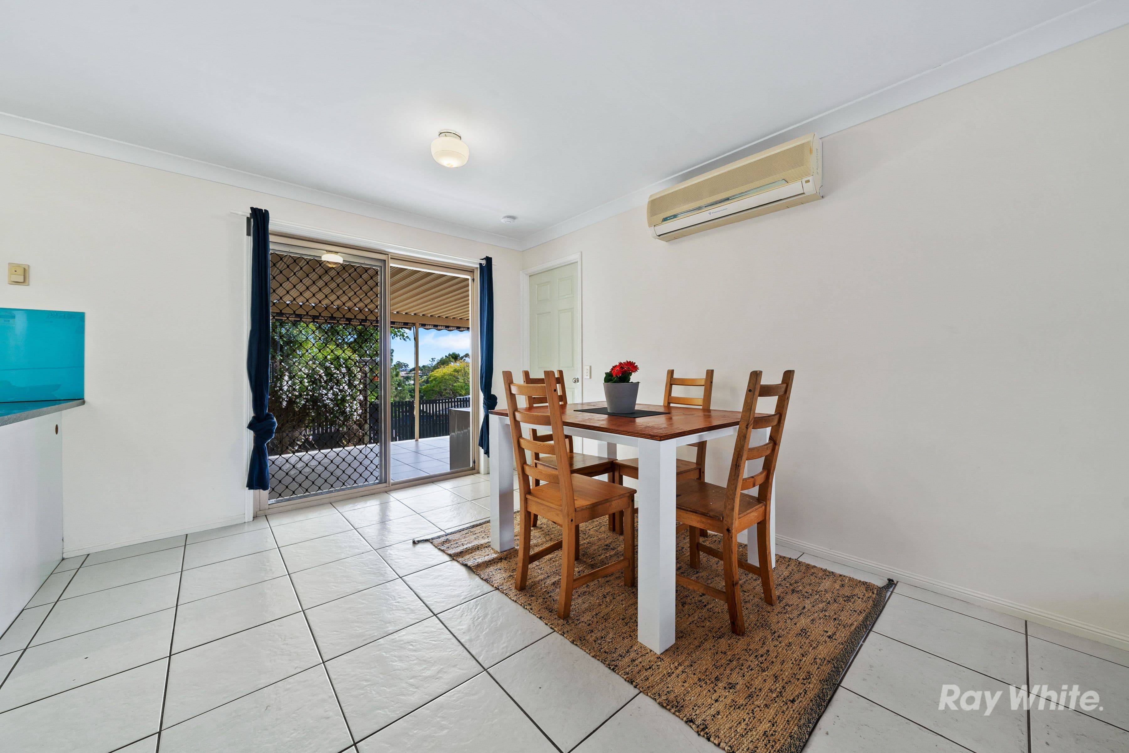 45 Wantana Crescent, Edens Landing QLD 4207, Edens Landing - Thumbnail 5