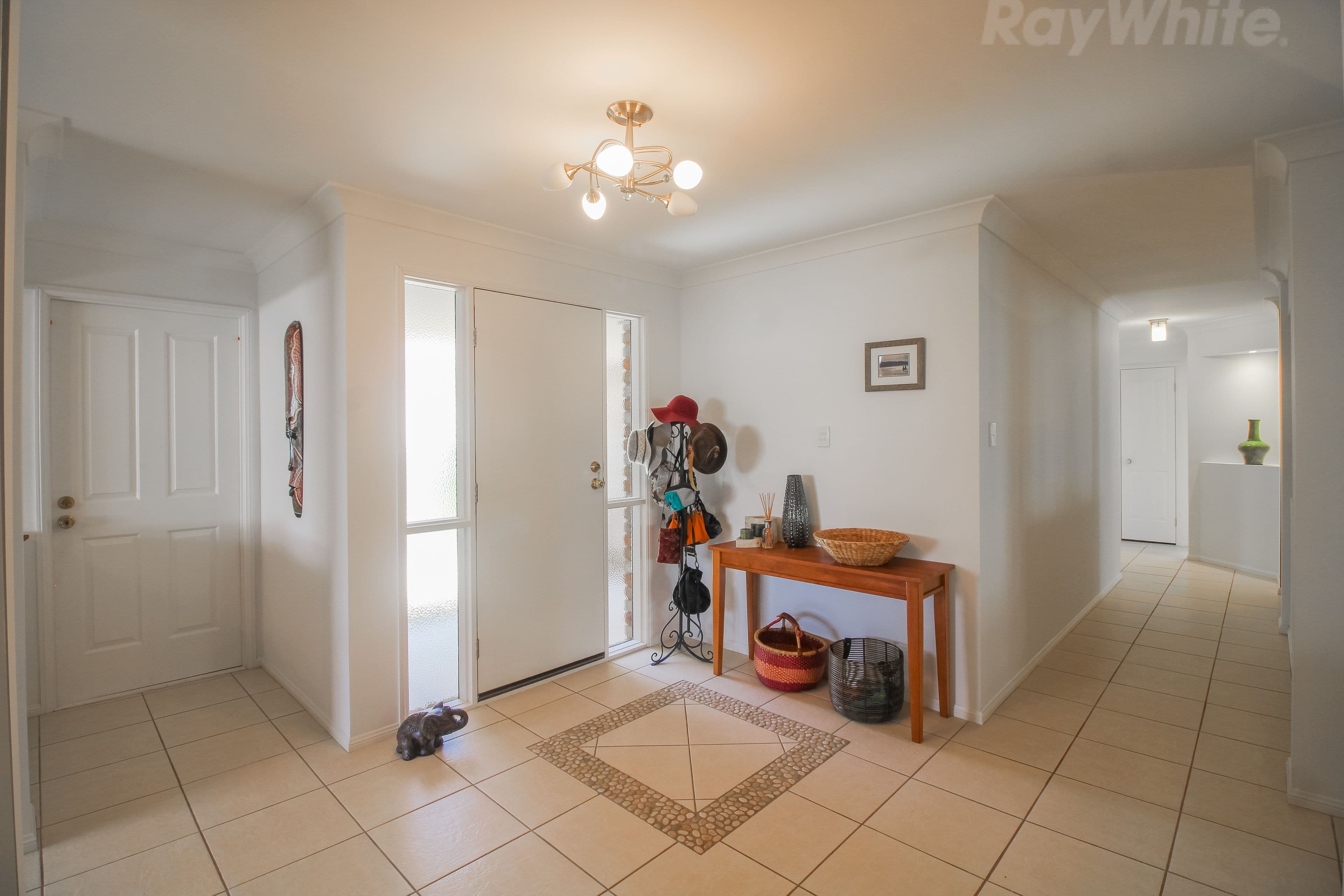 118 Gibson Crescent, Bellbowrie QLD 4070, Bellbowrie - Thumbnail 4