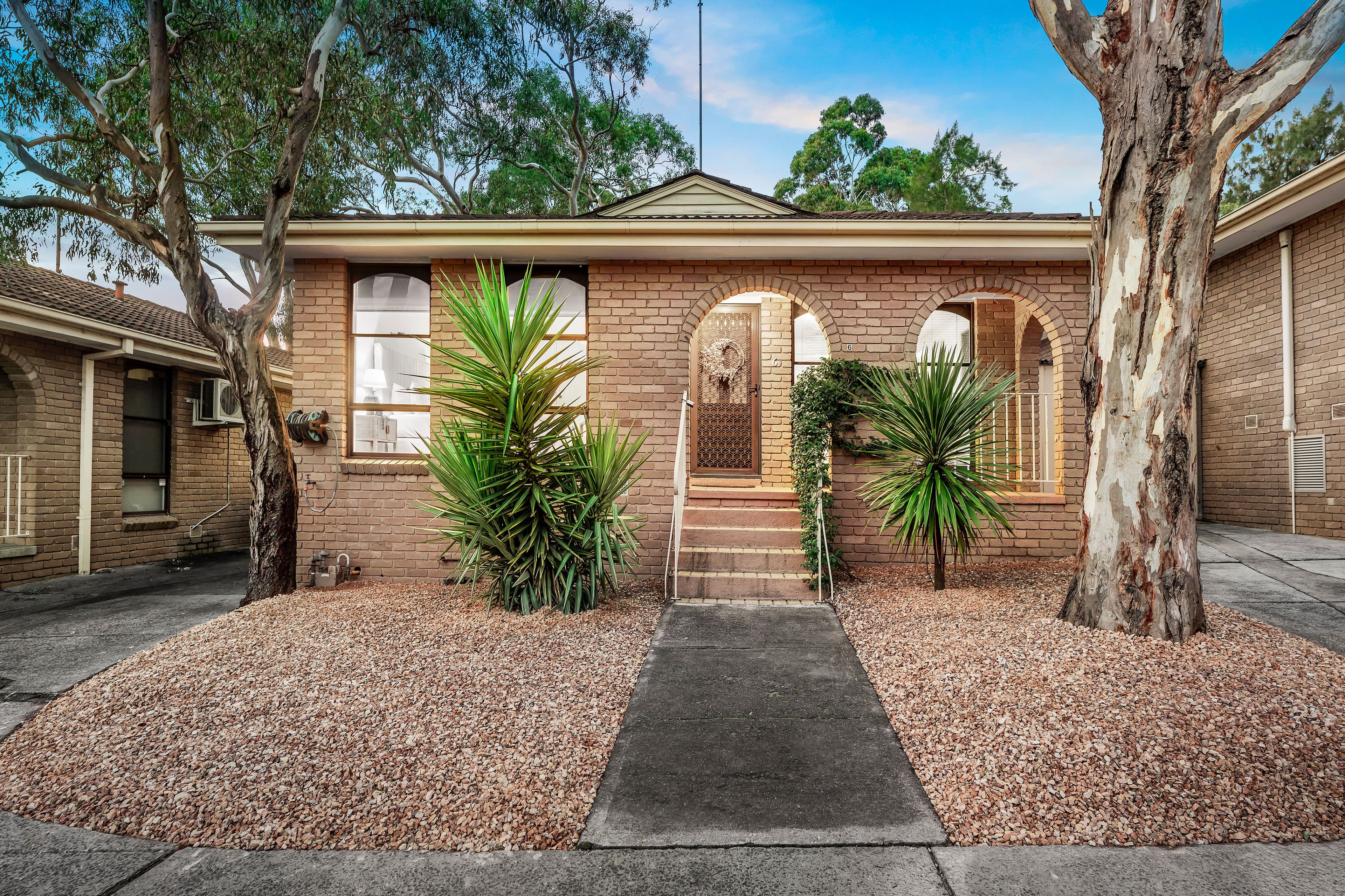 82 Dunvegan Crescent, Macleod VIC 3085, Macleod - Image 1