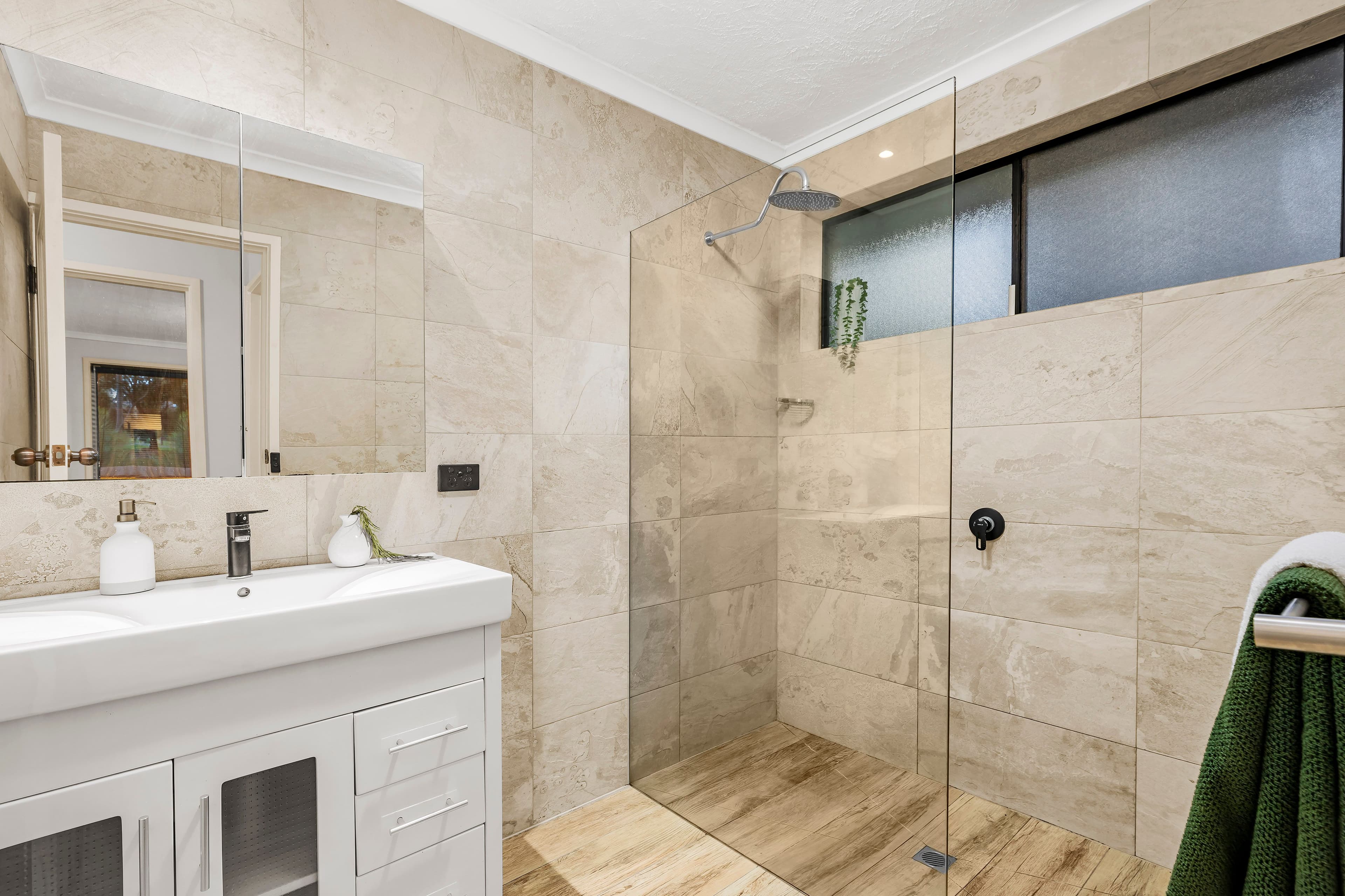 82 Dunvegan Crescent, Macleod VIC 3085, Macleod - Thumbnail 8