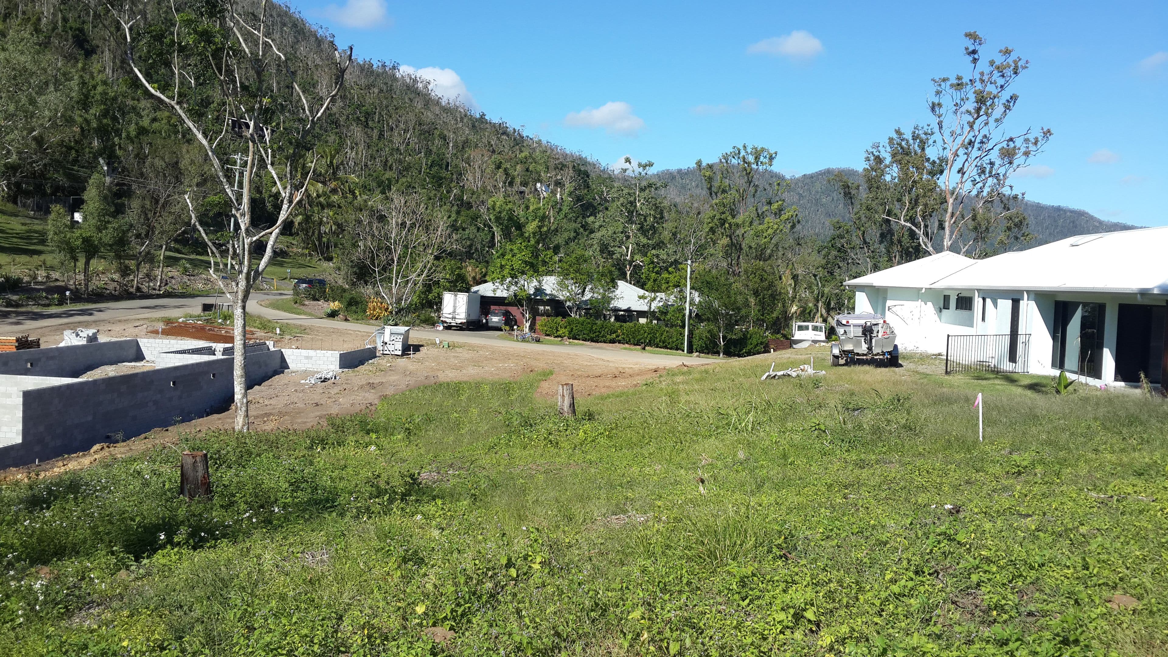 4 Johnswood Close, Cannonvale QLD 4802, Cannonvale - Thumbnail 2