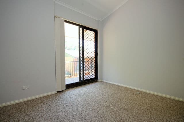 18 Chiswick Road, GREENACRE NSW 2190, Greenacre - Thumbnail 2
