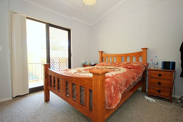 18 Chiswick Road, GREENACRE NSW 2190, Greenacre - Thumbnail 5