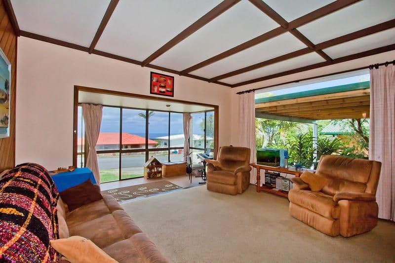 23 Walter Crescent, BANORA POINT NSW 2486, Banora Point - Thumbnail 3