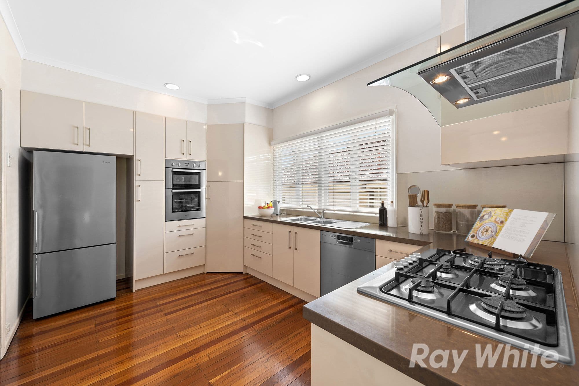 27 Luke Street, Wavell Heights QLD 4012, Wavell Heights - Thumbnail 3