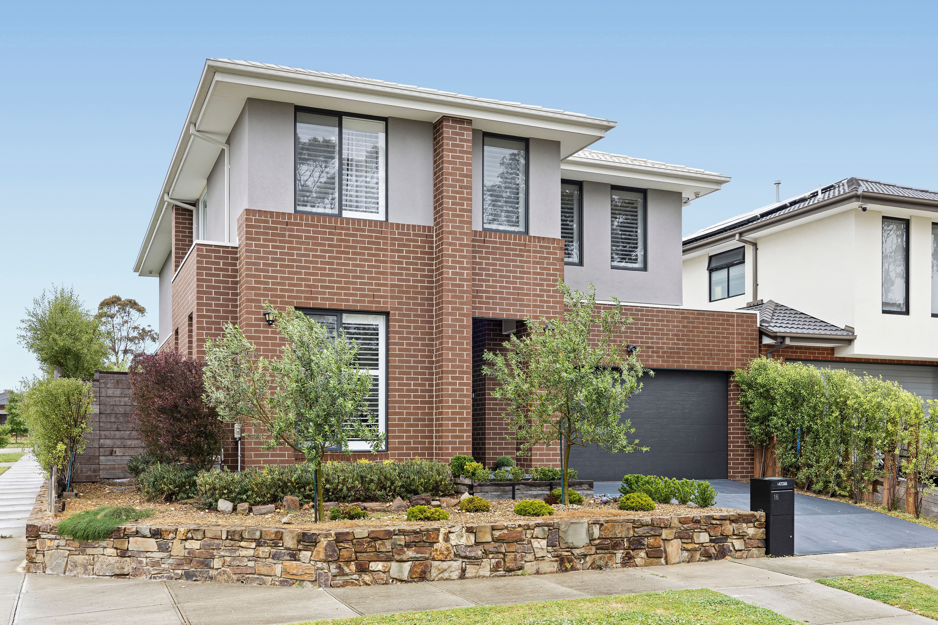16 McGeown Circuit, Cranbourne VIC 3977, Cranbourne - Thumbnail 4