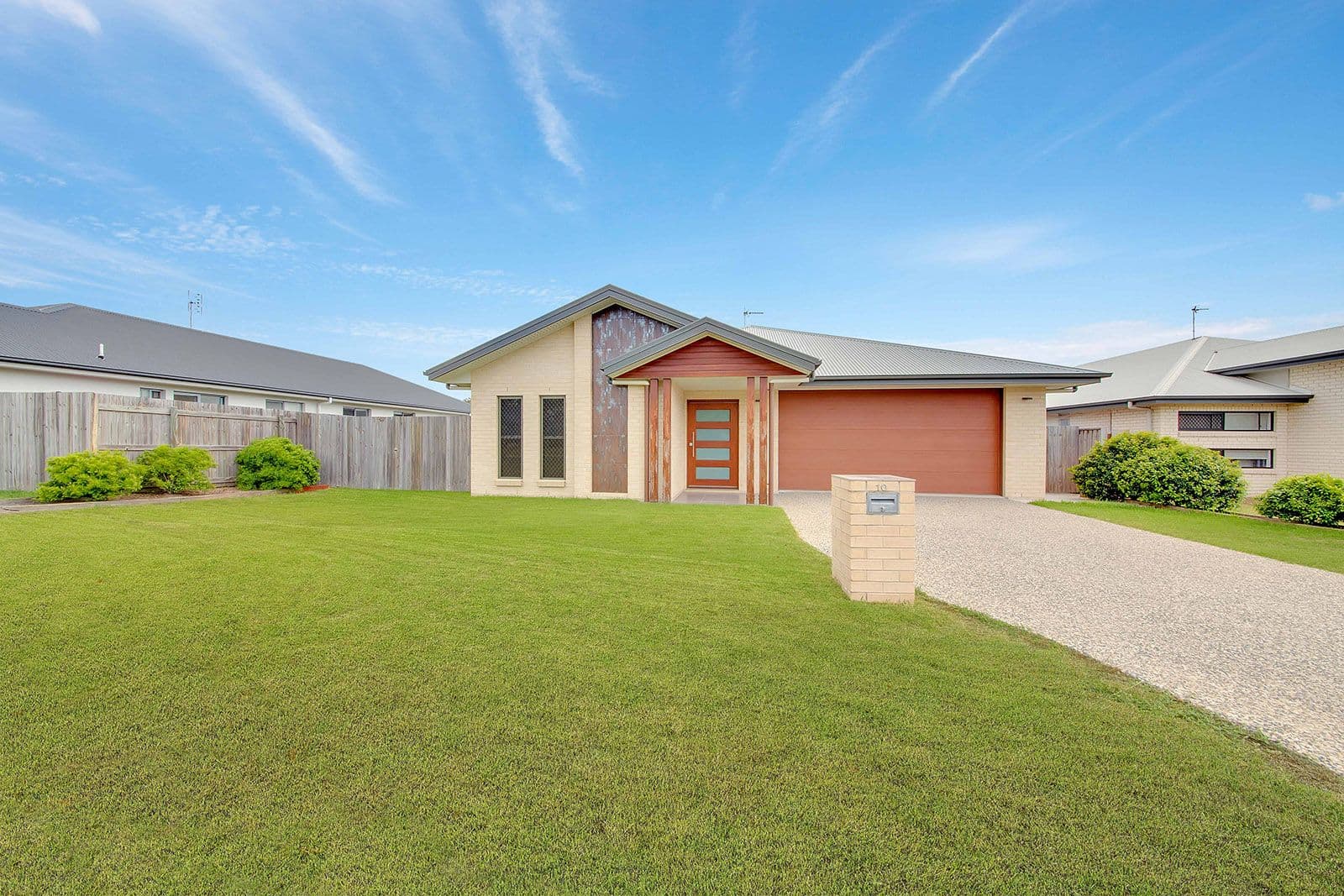10 Winpara Drive, Kirkwood QLD 4680, Kirkwood - Image 1