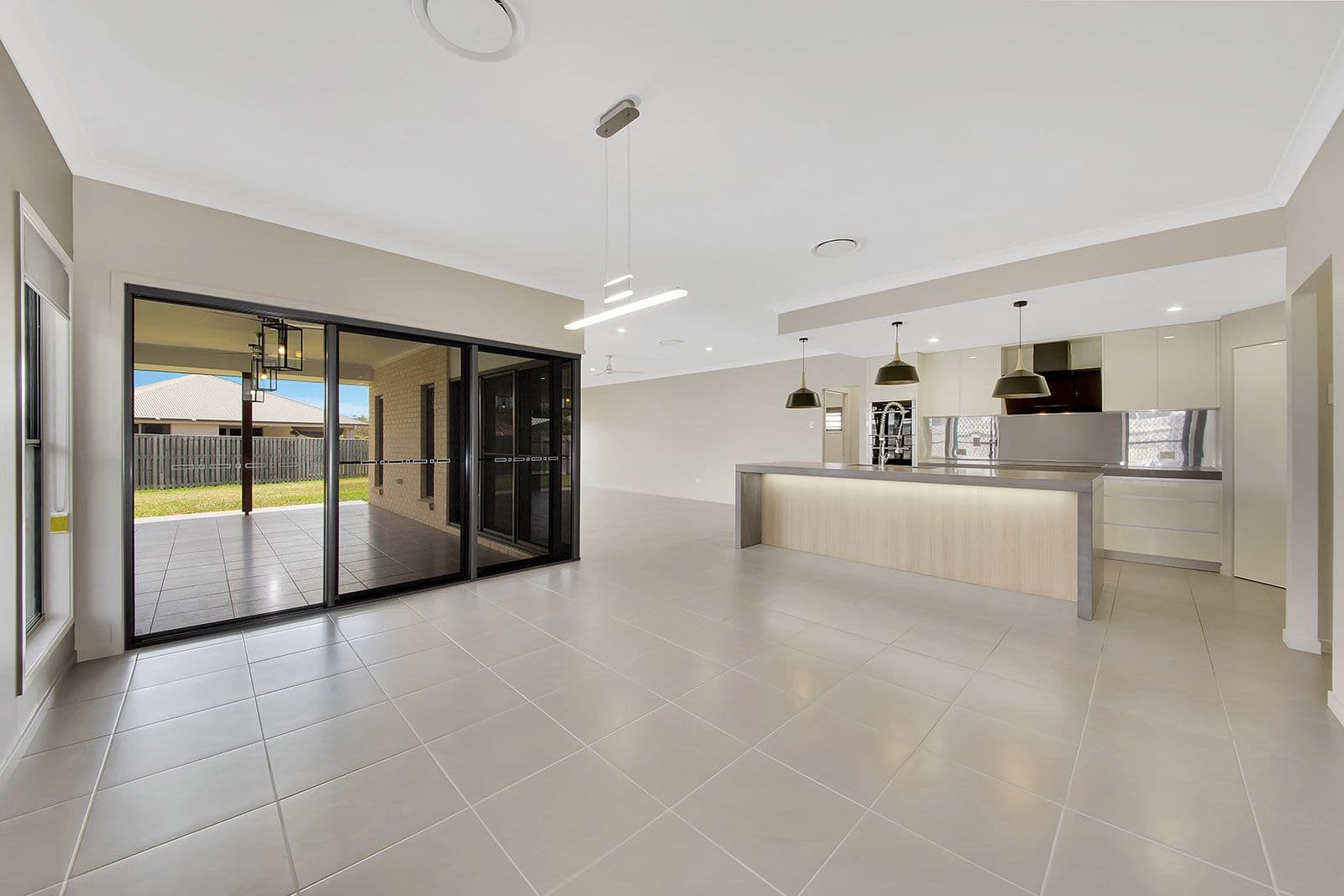 10 Winpara Drive, Kirkwood QLD 4680, Kirkwood - Thumbnail 7