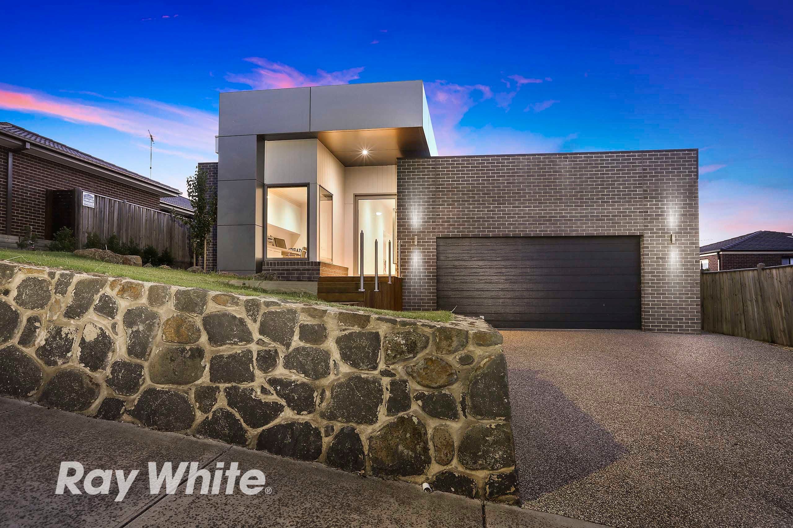 6 Avondale Avenue, Highton VIC 3216, Highton - Image 1