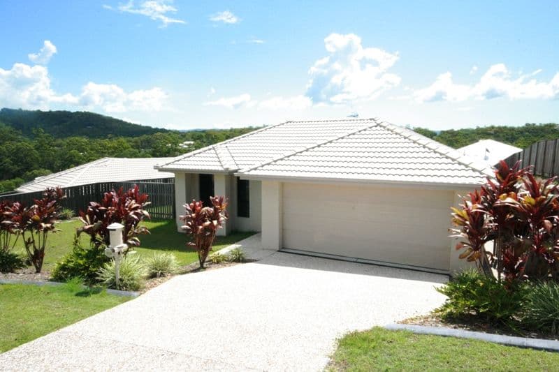255 Universal Street, OXENFORD QLD 4210, Oxenford - Image 1