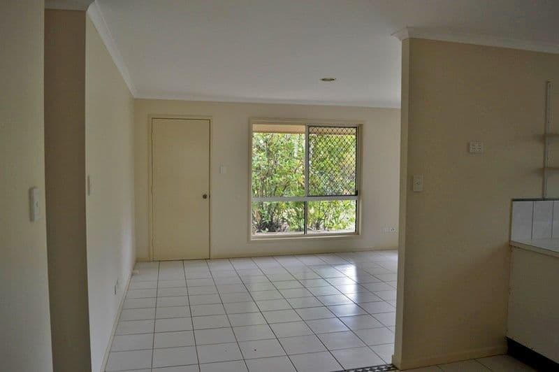 12 Jolly Crescent, BEERWAH QLD 4519, Beerwah - Thumbnail 4