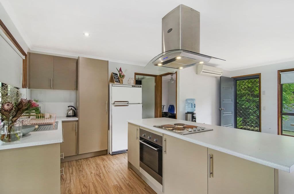 39 Balyando Drive, Nerang QLD 4211, Nerang - Thumbnail 2