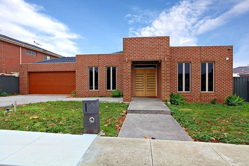 95 Hillcrest Drive, HILLSIDE VIC 3037, Hillside - Thumbnail 2