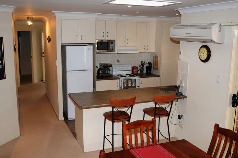 15 Anembo Avenue, SUMMERLAND POINT NSW 2259, Summerland Point - Thumbnail 3