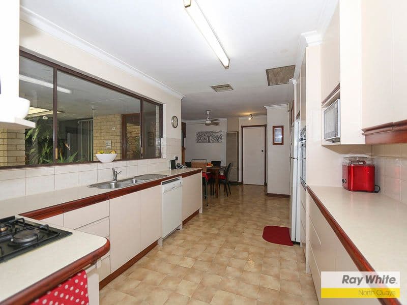 11 Strathaven Crescent, Greenwood WA 6024, Greenwood - Thumbnail 6