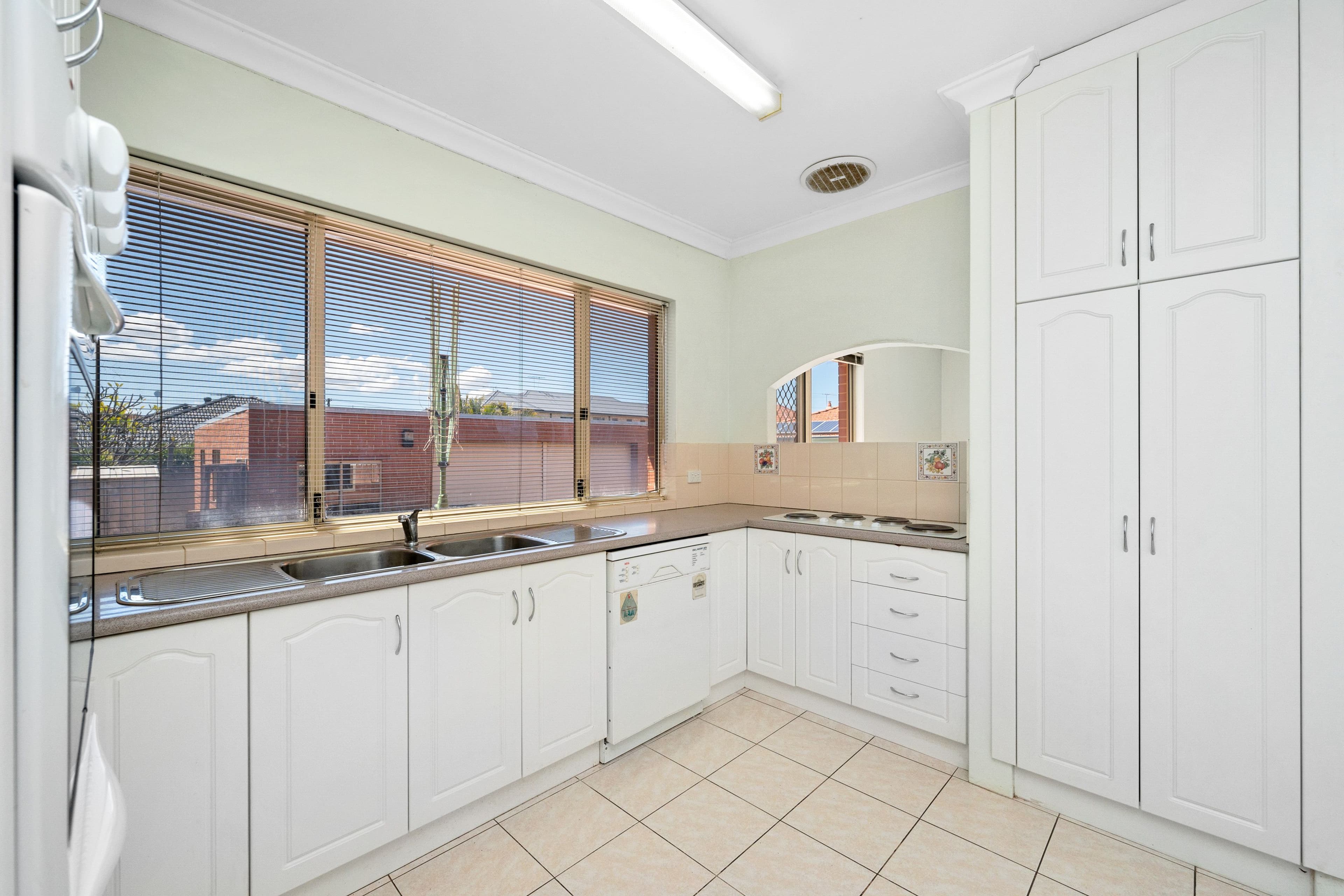 4 Gill Street, North Perth WA 6006, North Perth - Thumbnail 6