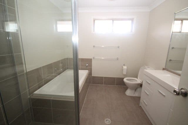 168 North Liverpool Road, Green Valley - Thumbnail 7