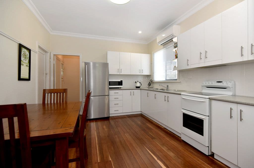 252 Hume Street, South Toowoomba QLD 4350, South Toowoomba - Thumbnail 5