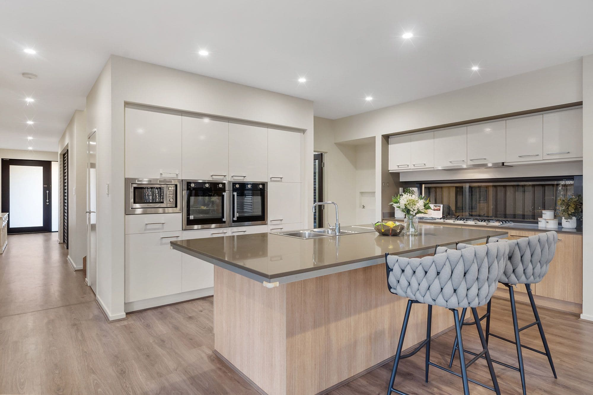 45 Cooper Crescent, Rochedale QLD 4123, Rochedale - Thumbnail 2
