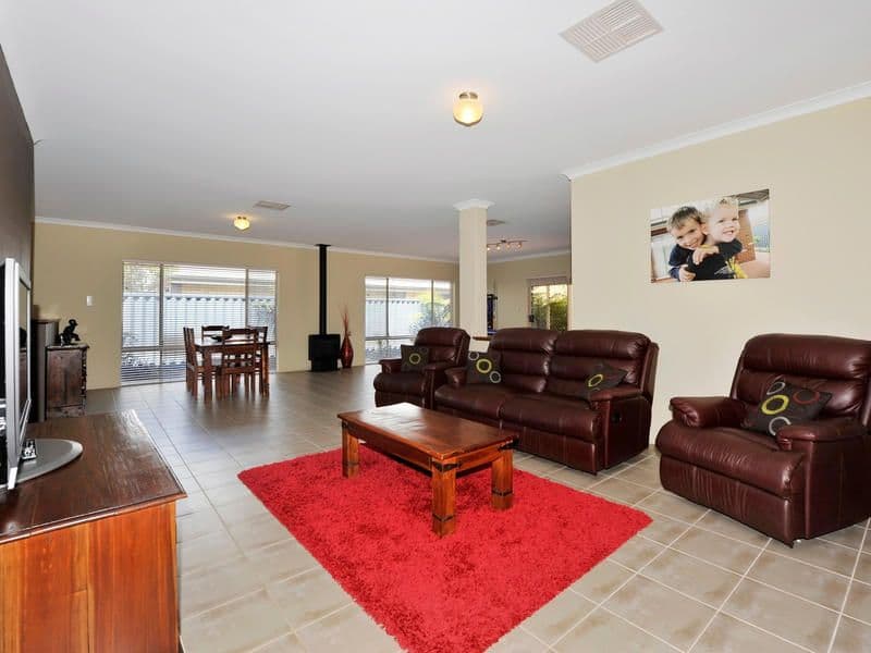 23 Corymbia Green, BALDIVIS WA 6171, Baldivis - Thumbnail 2