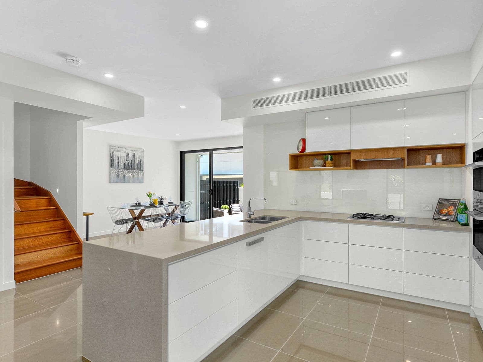 8 O'Loan Street, Yeerongpilly QLD 4105, Yeerongpilly - Thumbnail 8