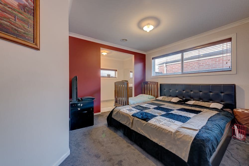 10 Beltana Avenue, Tarneit VIC 3029, Tarneit - Thumbnail 3