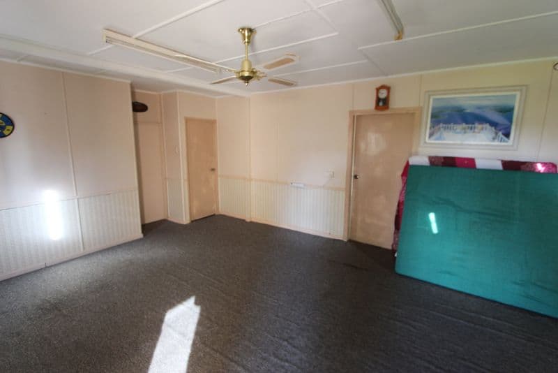 6 Bentwell Street, Charleville QLD 4470, Charleville - Thumbnail 4