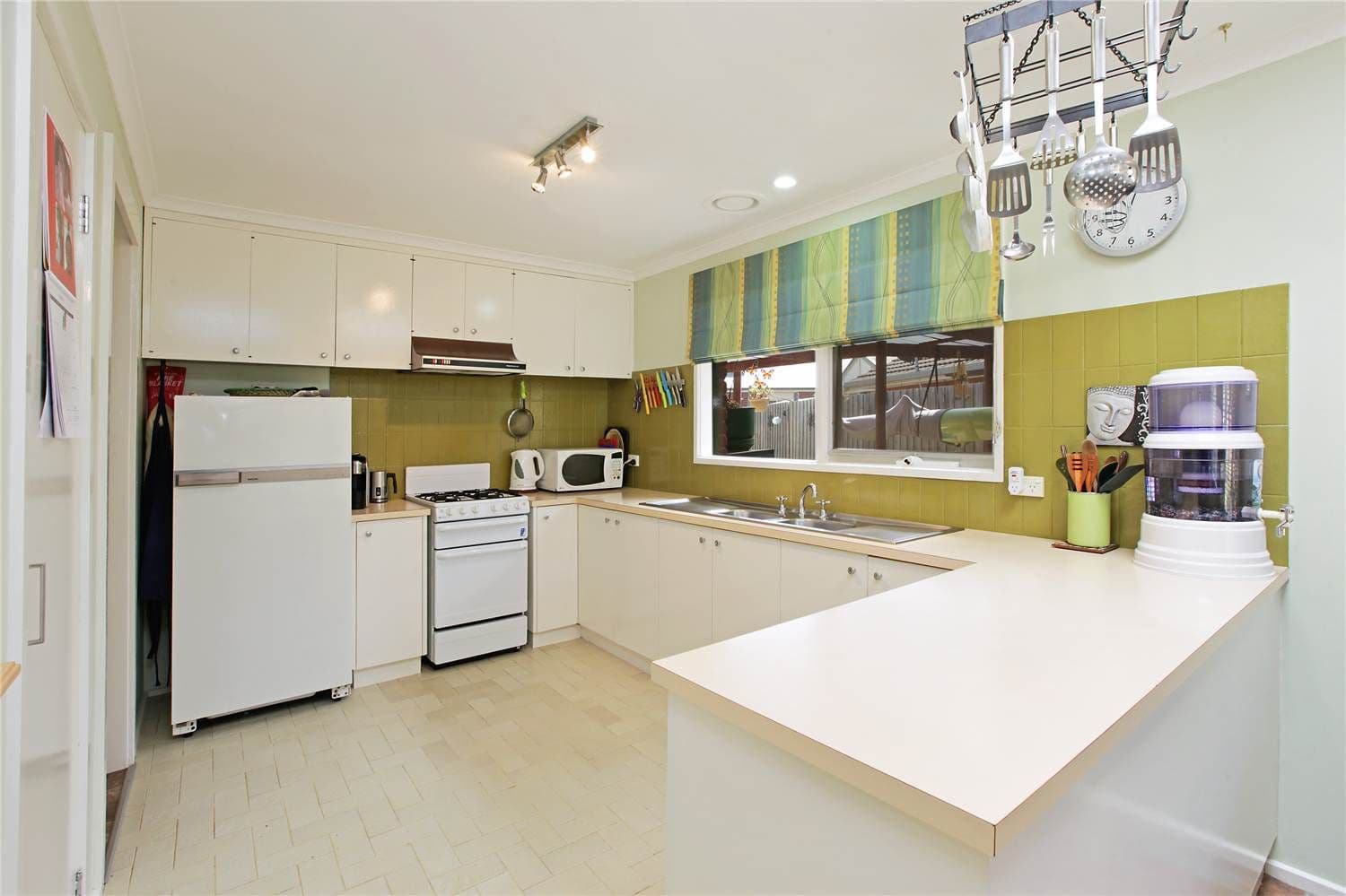 7 Kyema Drive, LARA VIC 3212, Lara - Thumbnail 2