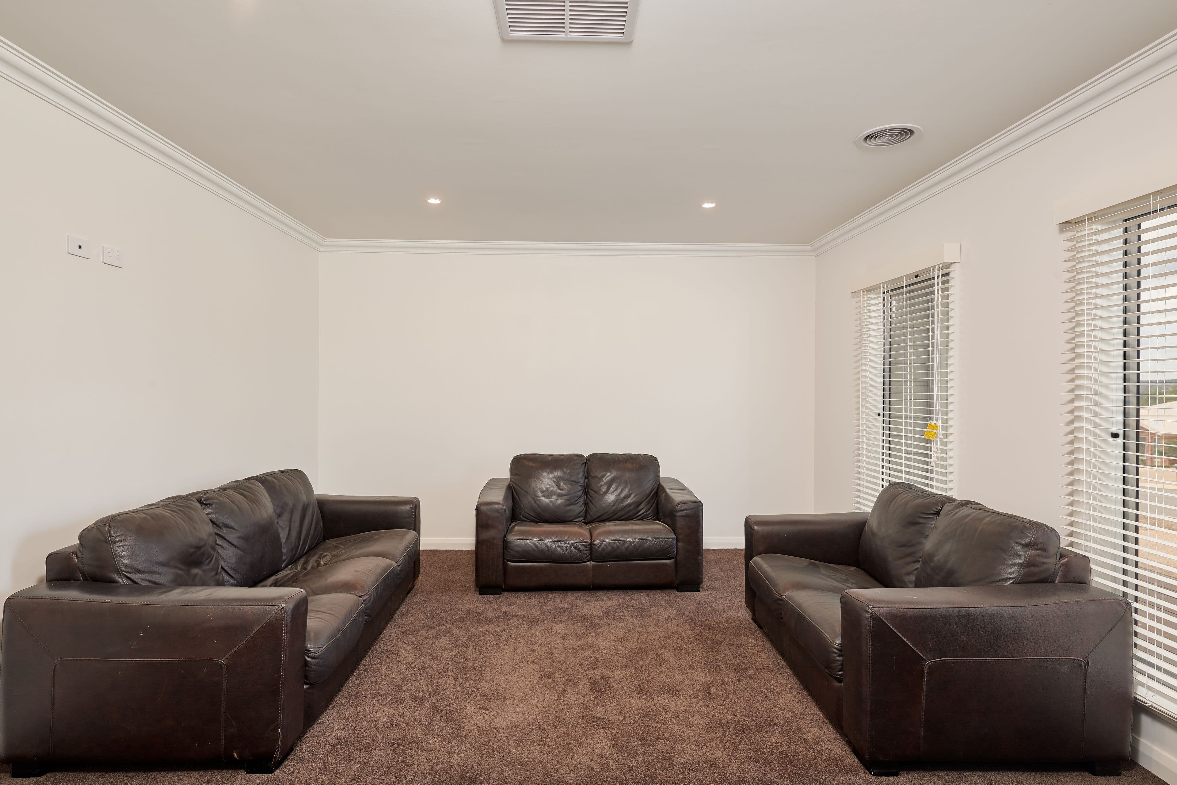 12 Florey Street, Lloyd NSW 2650, Lloyd - Thumbnail 5