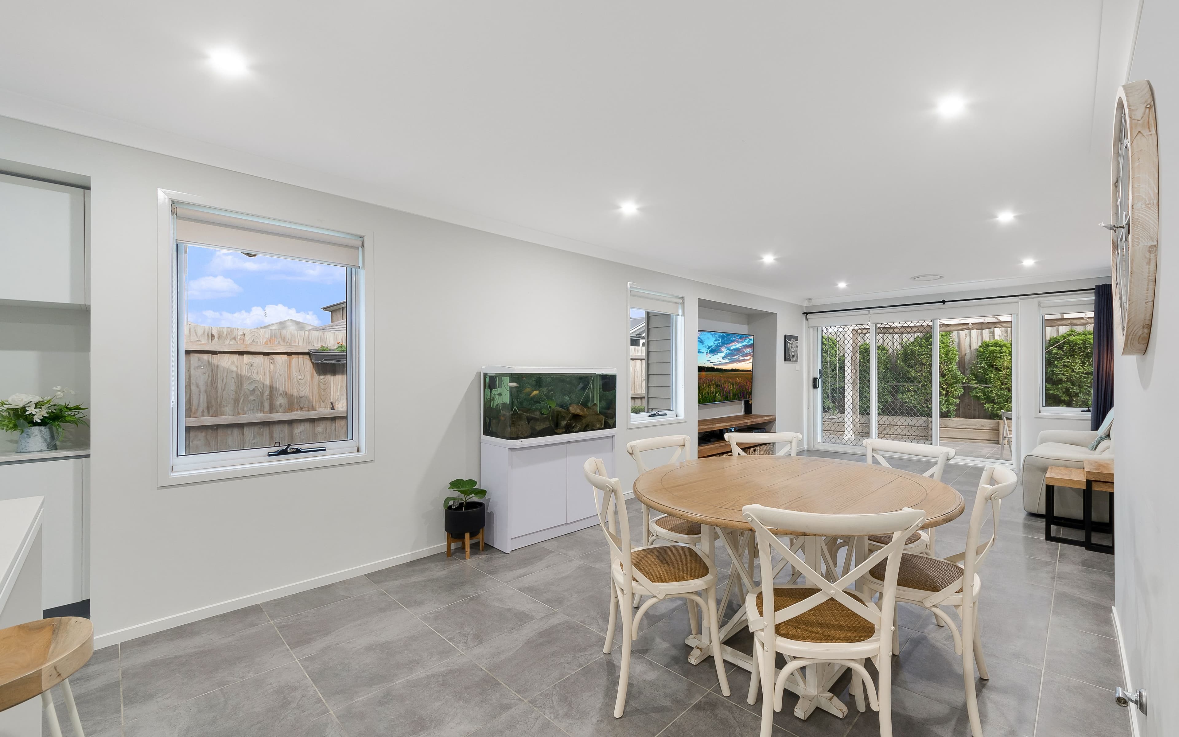 51 Kerrigan Crescent, Elderslie NSW 2570, Elderslie - Thumbnail 4