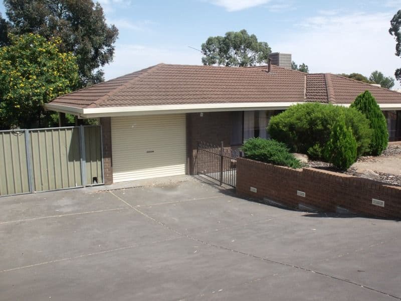 14 Gooronga Drive, CRAIGMORE SA 5114, Craigmore - Thumbnail 2