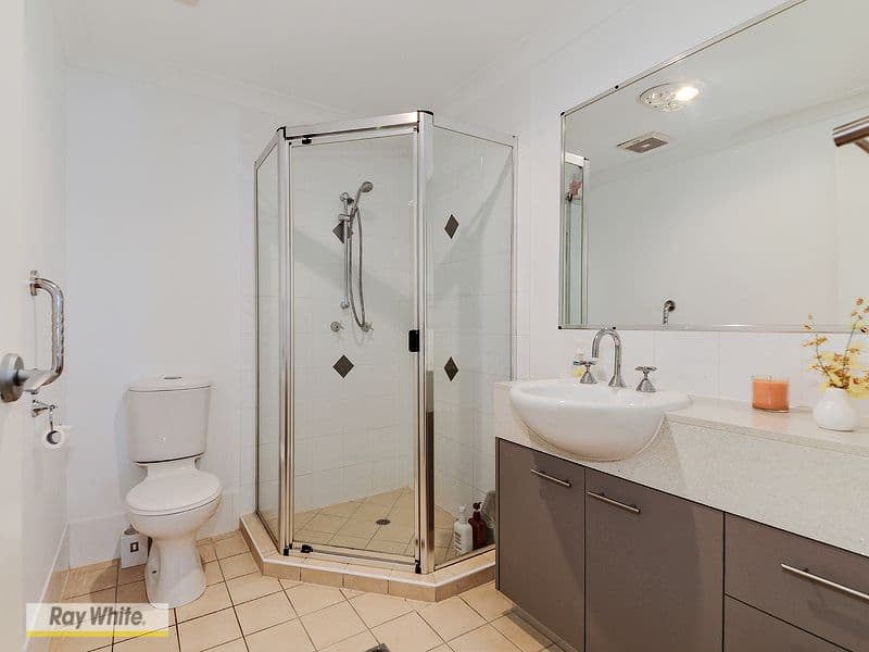 28 Murphy Street, Scarborough QLD 4020, Scarborough - Thumbnail 7